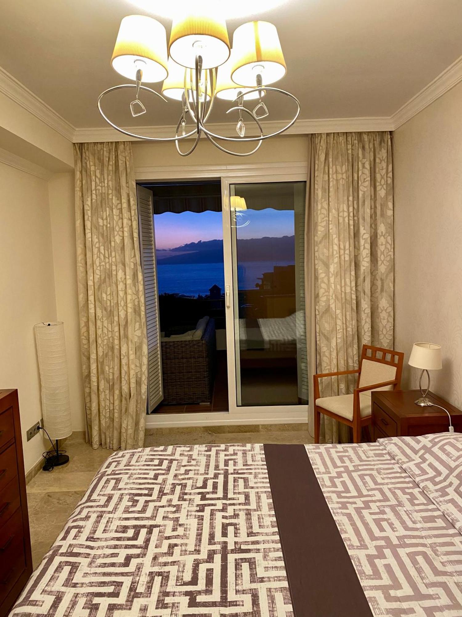 Apartment With Spectacular View In Puerto Santiago プエルト・デ・サンティアゴ エクステリア 写真