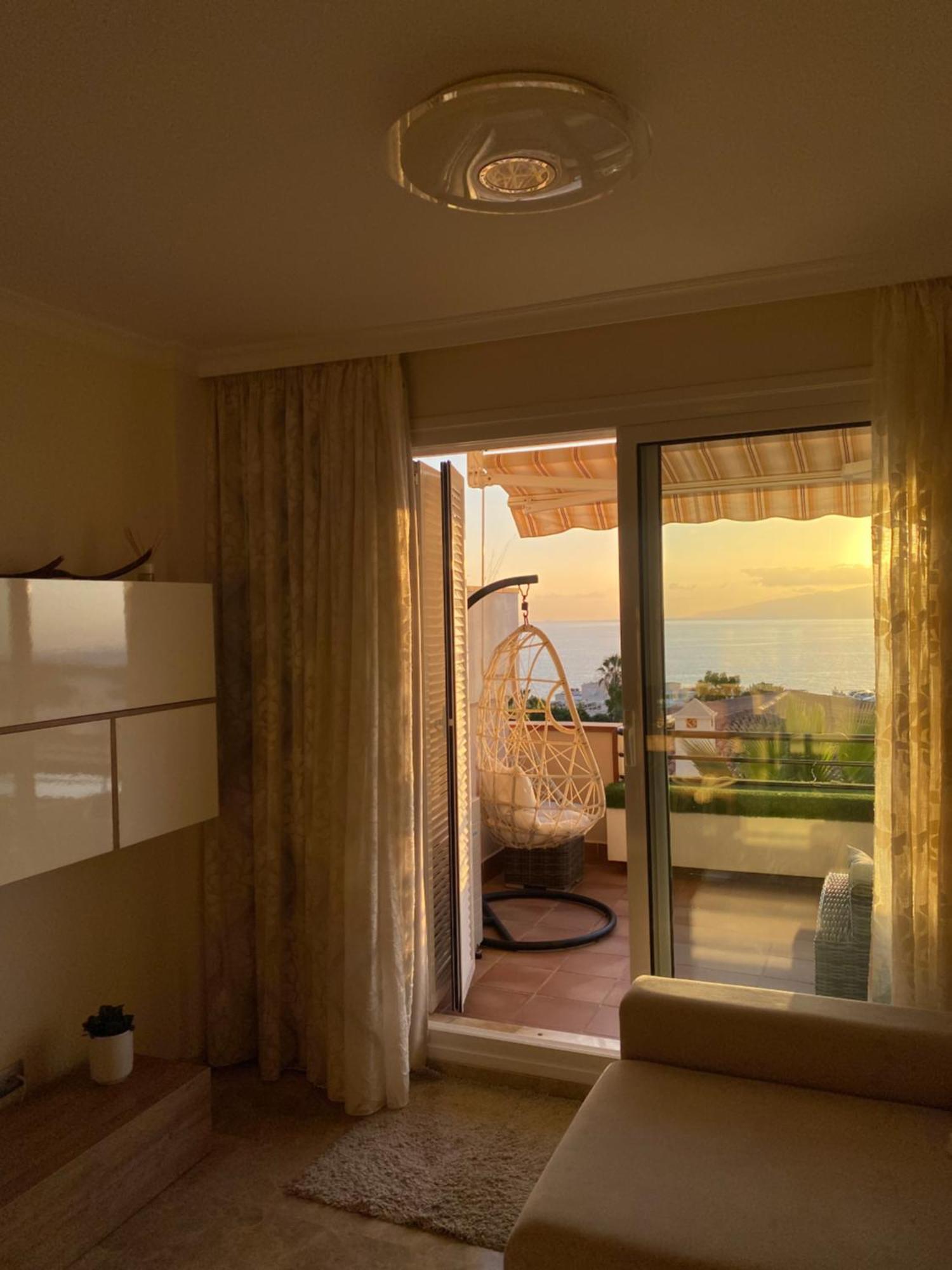 Apartment With Spectacular View In Puerto Santiago プエルト・デ・サンティアゴ エクステリア 写真
