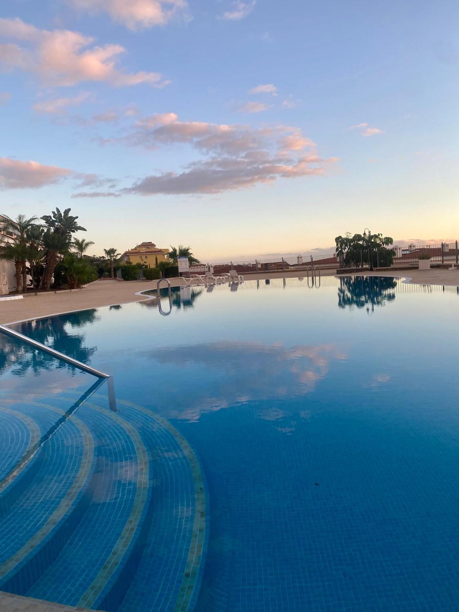 Apartment With Spectacular View In Puerto Santiago プエルト・デ・サンティアゴ エクステリア 写真