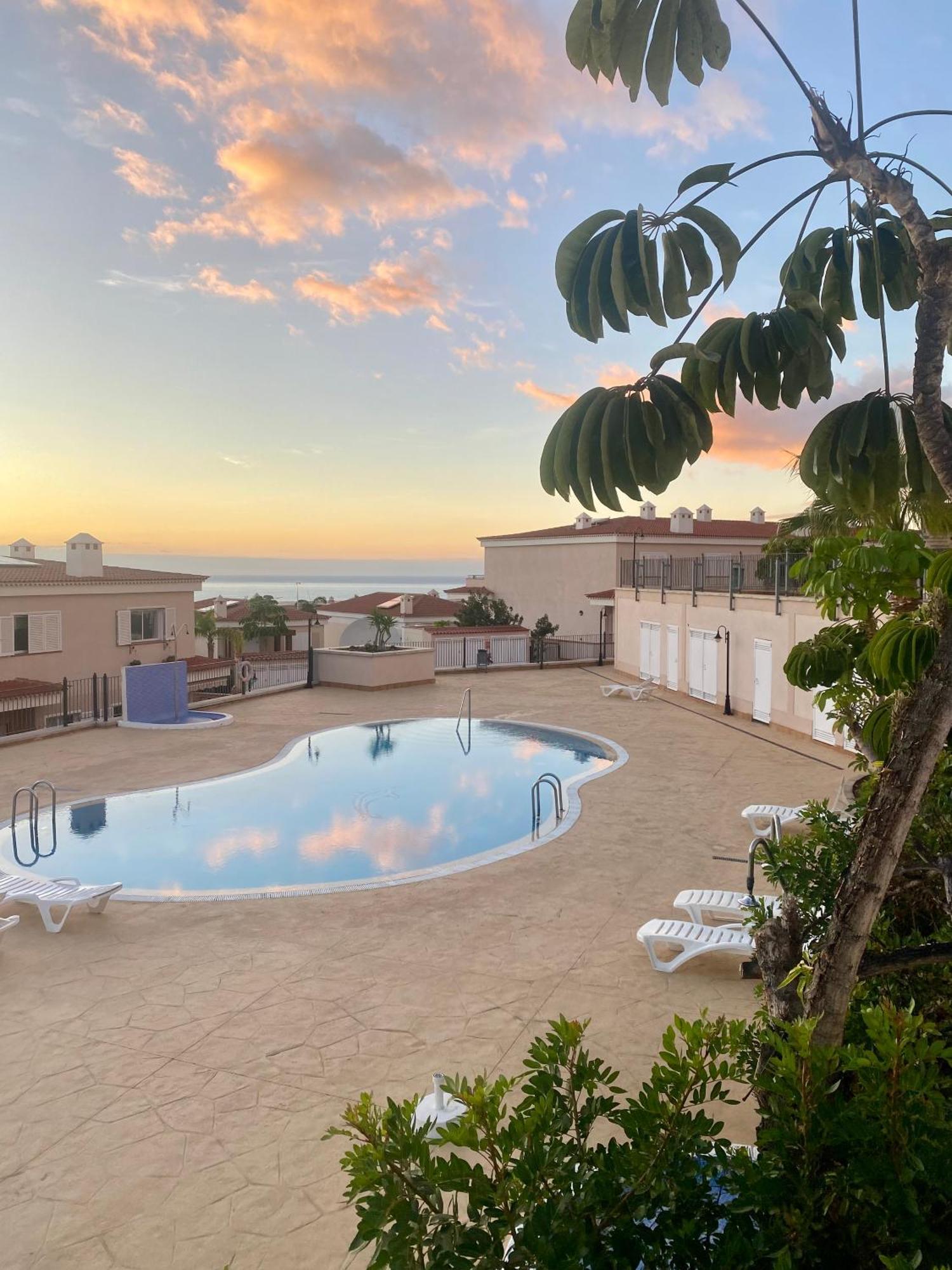 Apartment With Spectacular View In Puerto Santiago プエルト・デ・サンティアゴ エクステリア 写真